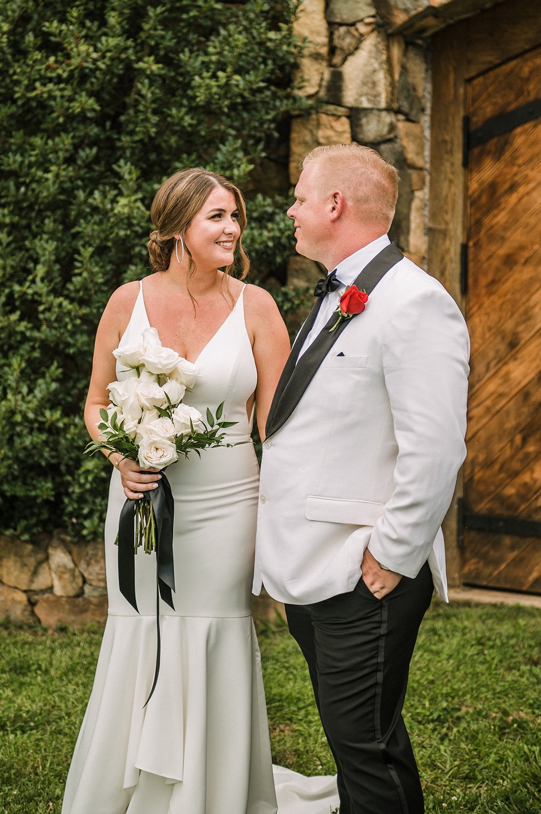 Vineyard wedding venues, Wedding Vineyards, Northern Virginia Wedding Photographer, Wedding Venues in Northern Virginia