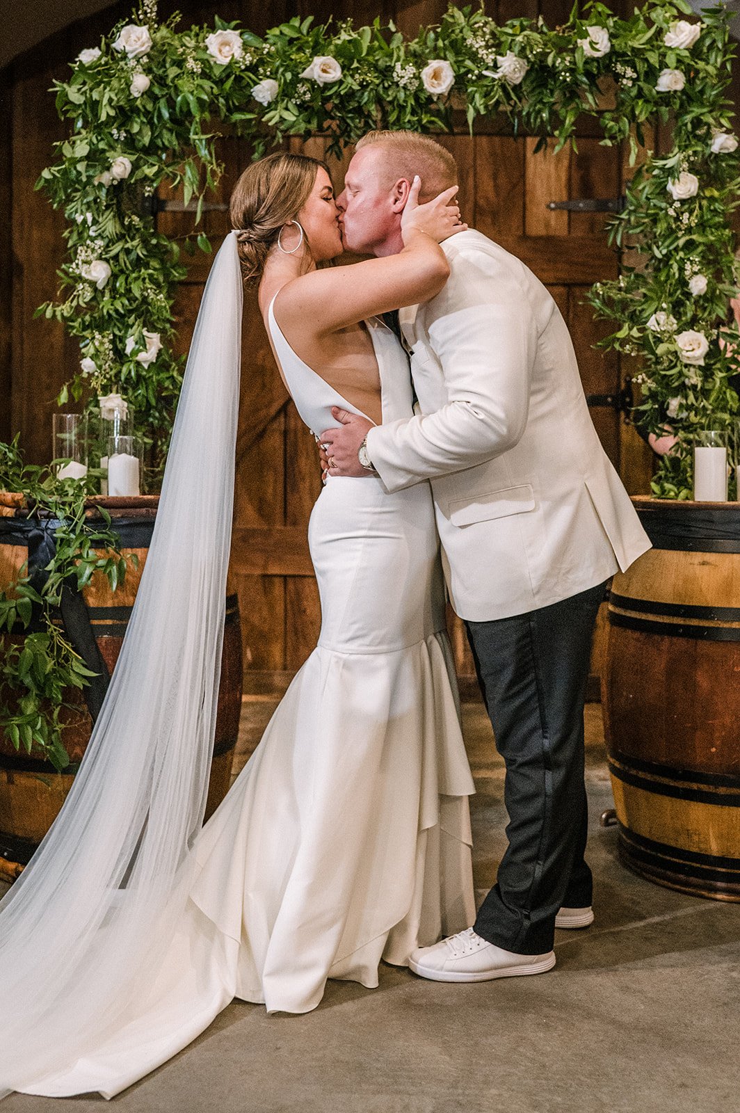 Vineyard wedding venues, Wedding Vineyards, Northern Virginia Wedding Photographer, Wedding Venues in Northern Virginia