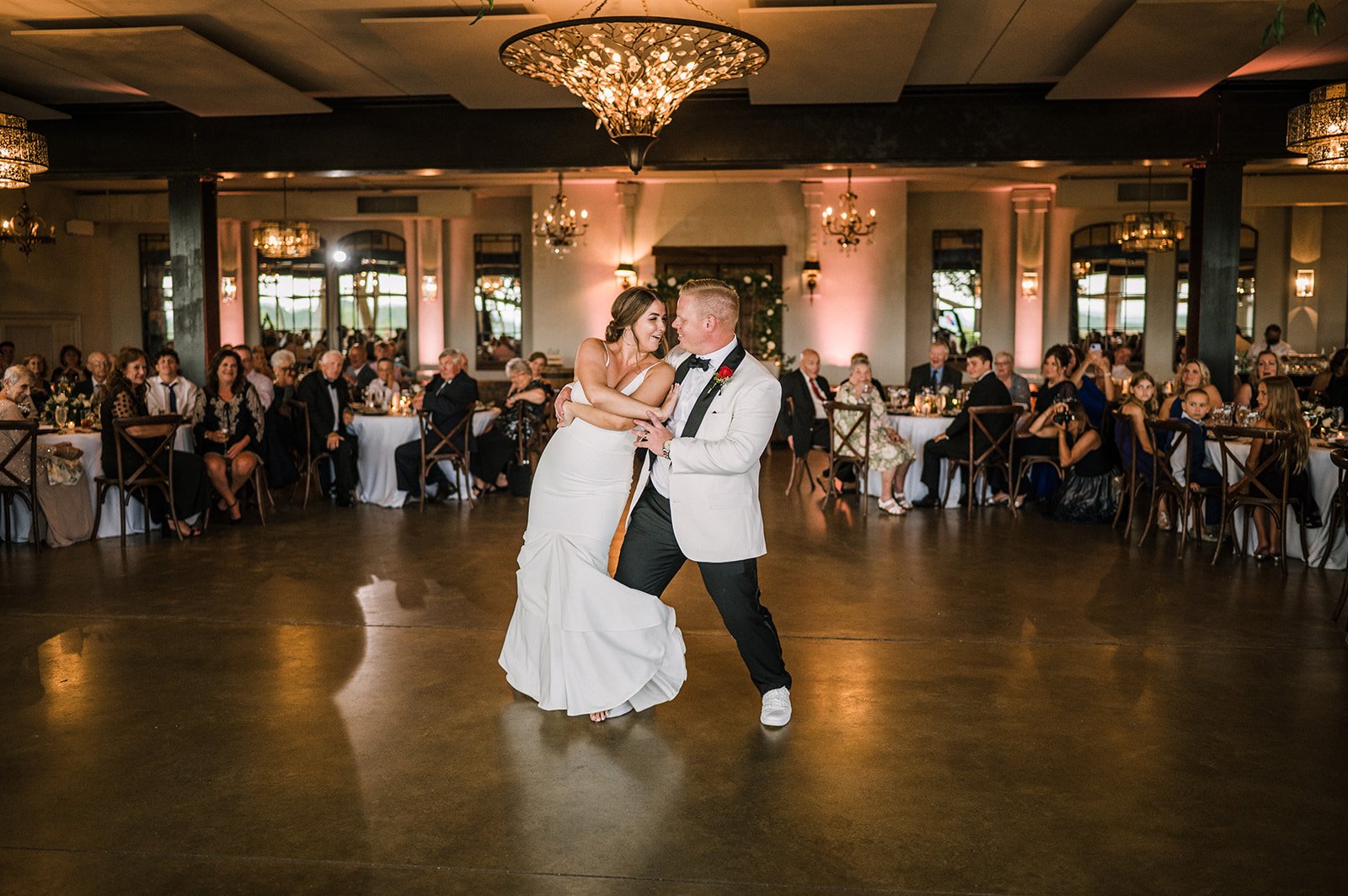 Vineyard wedding venues, Wedding Vineyards, Northern Virginia Wedding Photographer, Wedding Venues in Northern Virginia